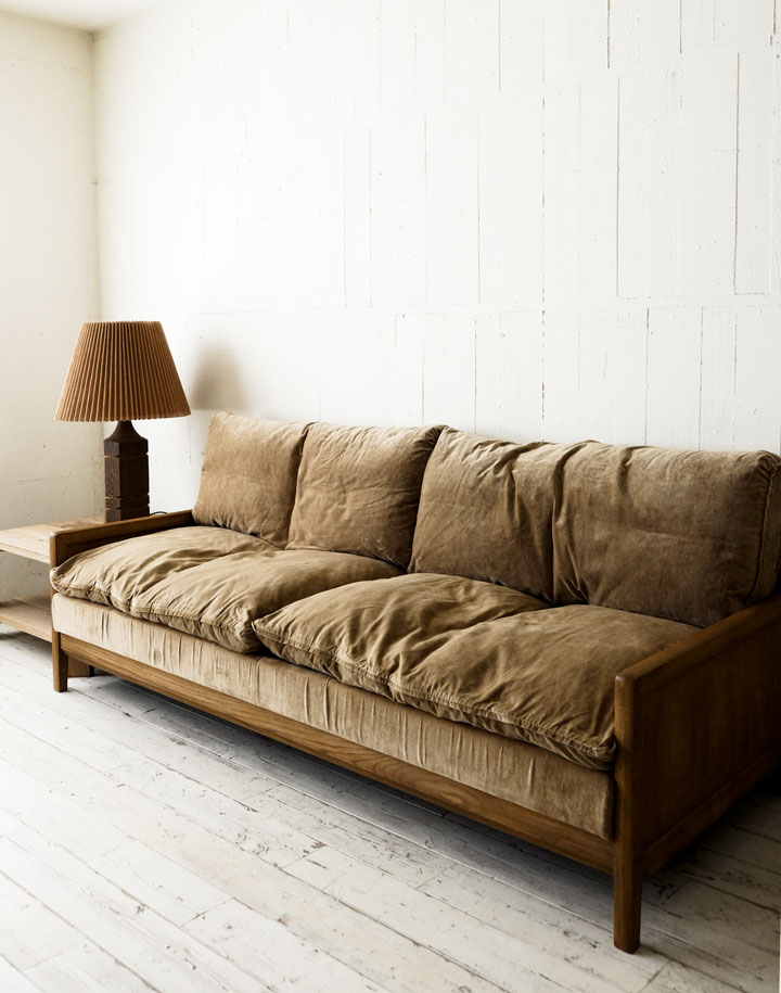 TS SOFA OTTOMAN | TRUCK FURNITURE