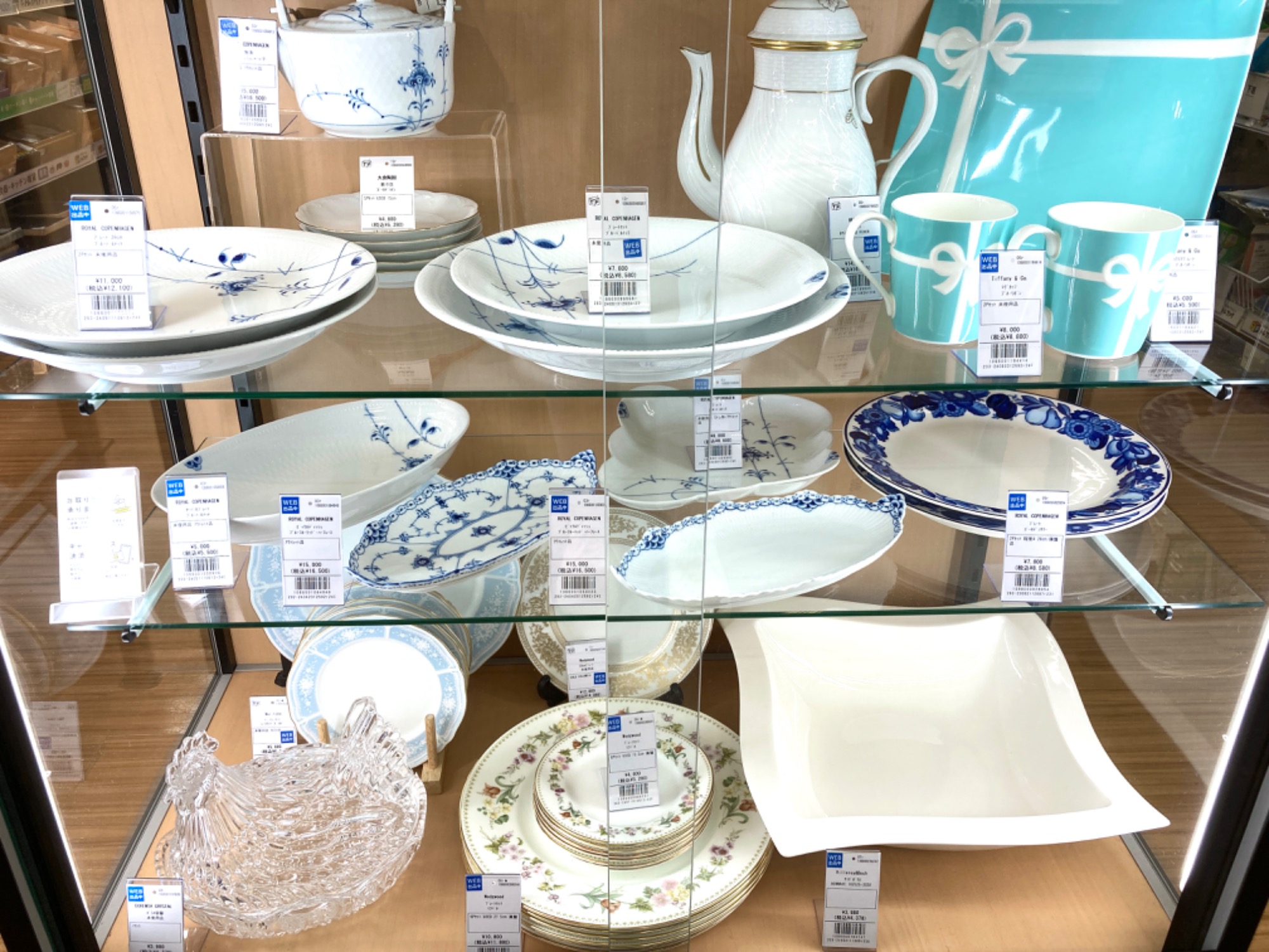 DRESDEN KRISTALL(ドレスデンクリスタル)より花瓶が買取入荷しました