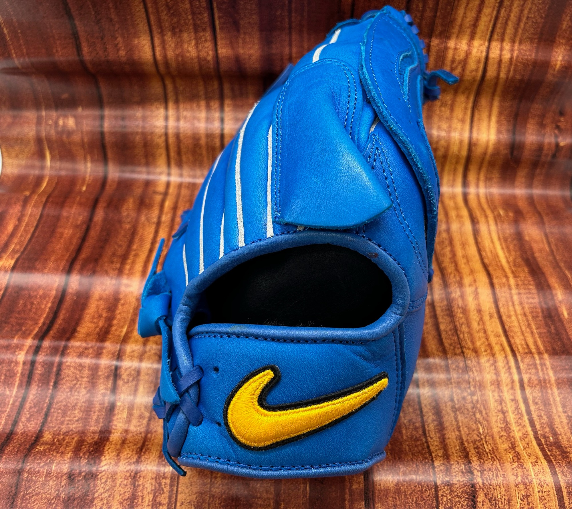 岩隈モデル】NIKE投手用グローブ入荷しました！｜2024年05月20日