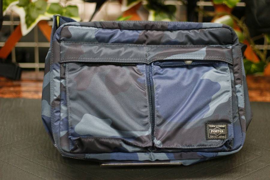 PORTER》☆TANKER 30周年記念☆カモ柄ショルダーバッグ入荷しました