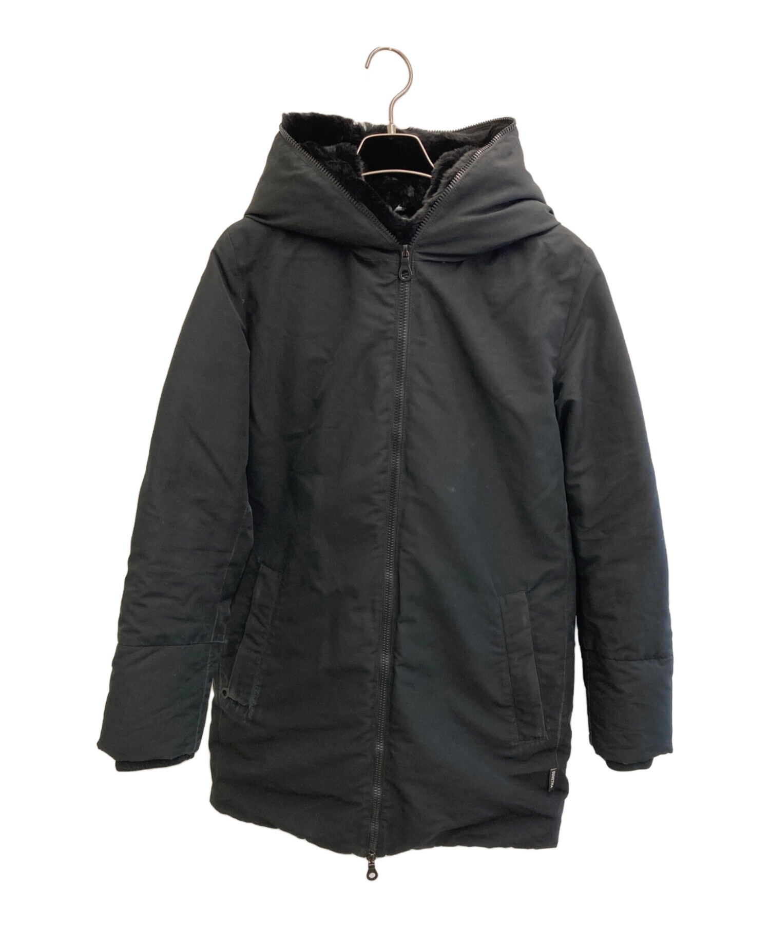 中古・古着通販】DUVETICA (デュベティカ) CILLIAN black fur-rabbit