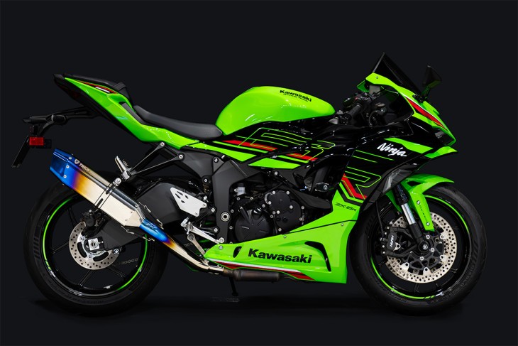 新製品情報】Ninja ZX-6R (24)スポーツコンバートマフラーIKAZUCHI 焼