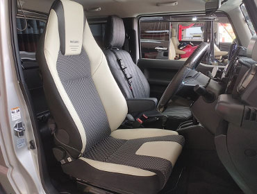 SUZUKI ジムニー JB64W（2022年） に RECARO（レカロ） LX-F WL110H