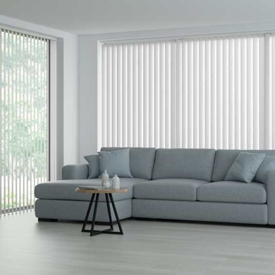 バーチカル ブラインド、遮光 ナチュラル ホワイト バーチカルブラインド