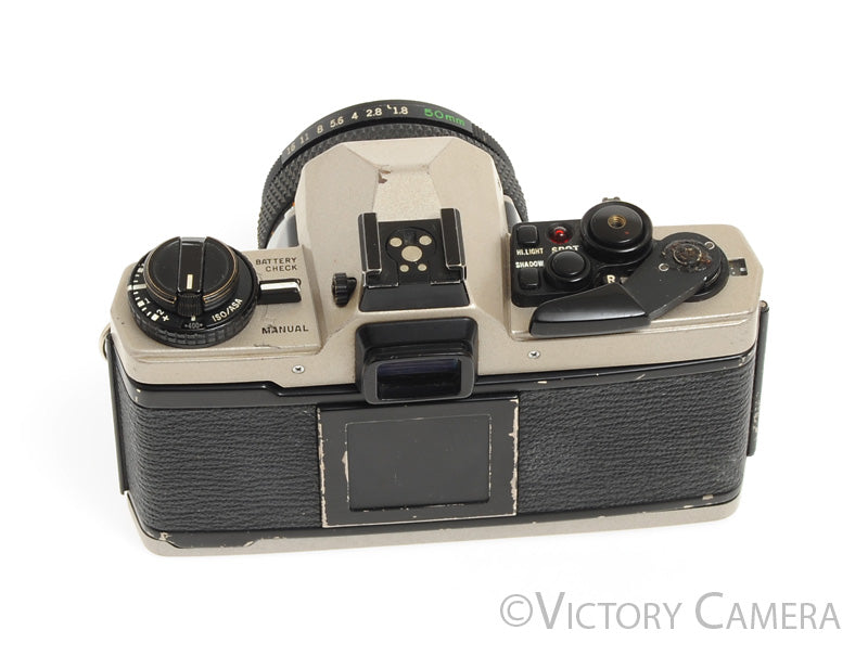 Olympus OM-4T OM-4 T Titanium 35mm Film Camera w/ 50mm f1.8 Lens [GOOD