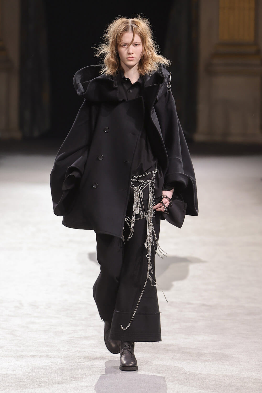 Yohji Yamamoto A/W 2023-24 COLLECTION | Yohji Yamamoto (ヨウジ
