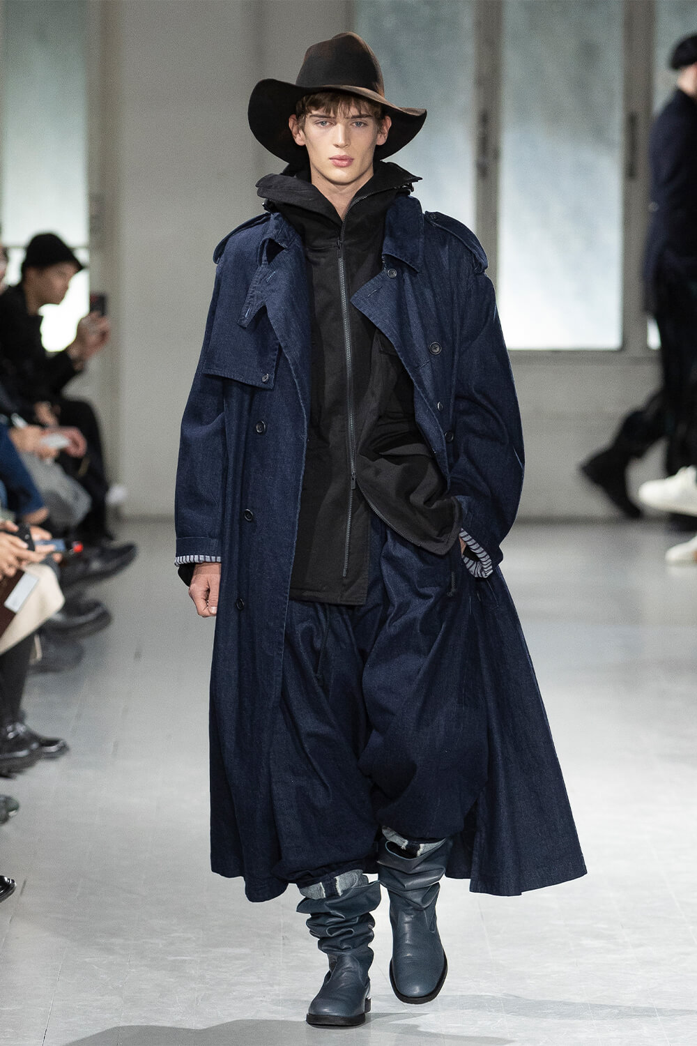 Yohji Yamamoto POUR HOMME A/W 2023-24 COLLECTION | Yohji Yamamoto