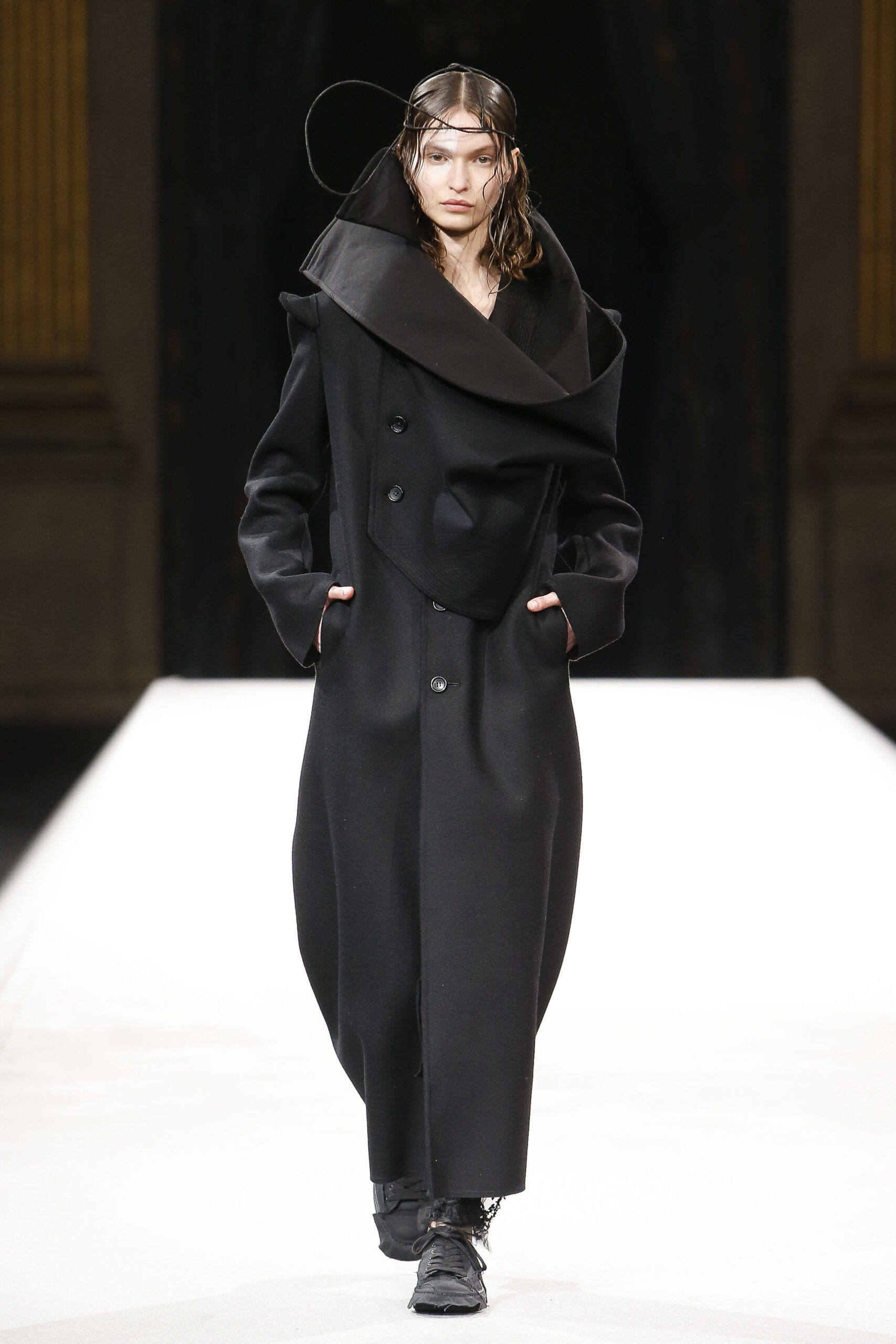 Yohji YamamotoYohji Yamamoto POUR HOMMEAW22 Collection | Yohji