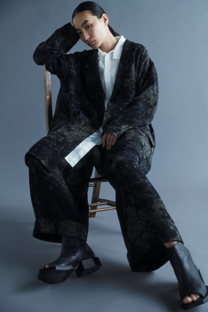 Yohji Yamamoto “Premium Wood Hanger” NOVELTY CAMPAIGN | Yohji