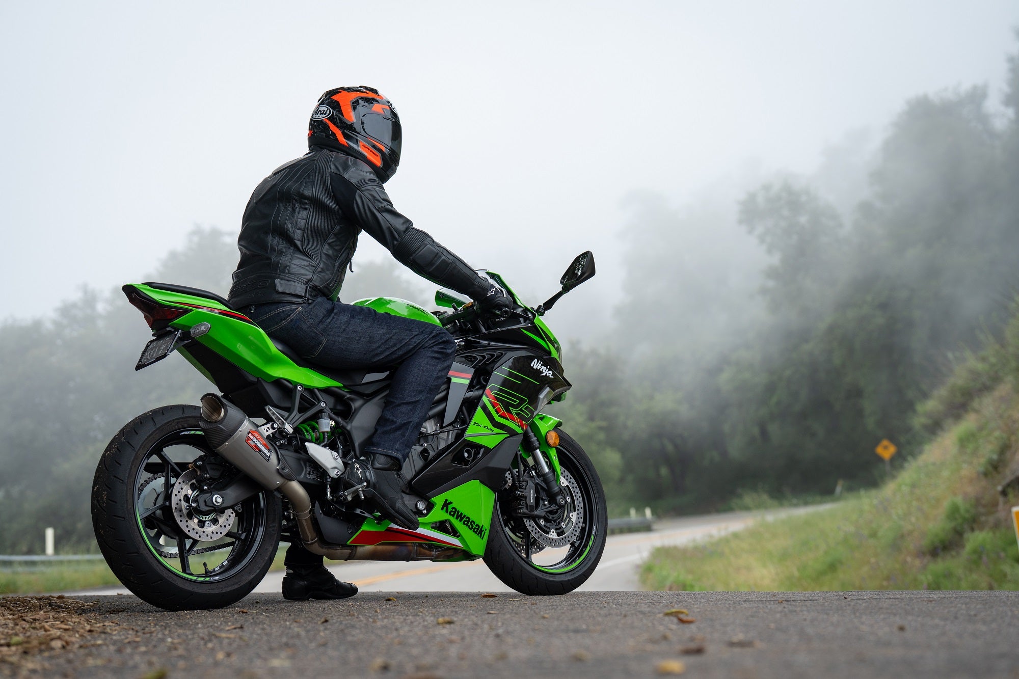 Yoshimura ZX-4RR 2023-26 AT2 Stainless Slip-On Exhaust, w