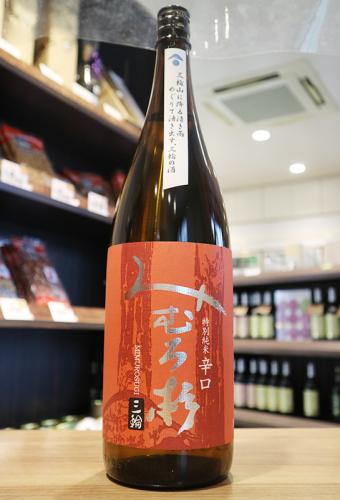 みむろ杉 ろまんシリーズ 特別純米 辛口 露葉風 火入れ 1800ml(赤