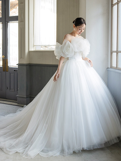 ウェディングドレスを購入するならセミオーダー専門店チュノアウエディング