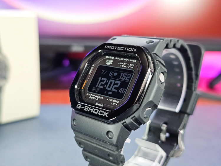 G-SHOCK G-SQUAD DW-H5600 レビュー 通知とヘルスケア搭載のスマート