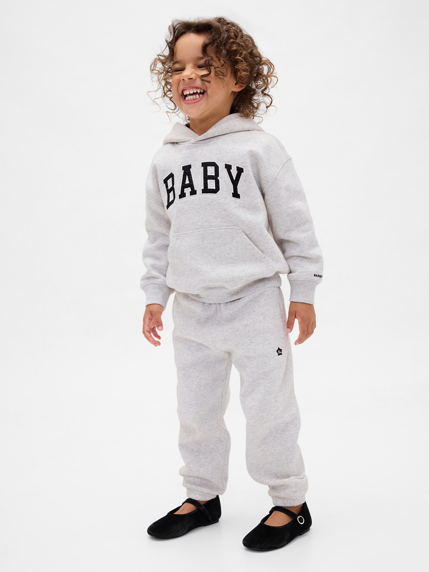 Gap × Sandy Liang ヴィンテージソフト ロゴ ジョガーパンツ (幼児