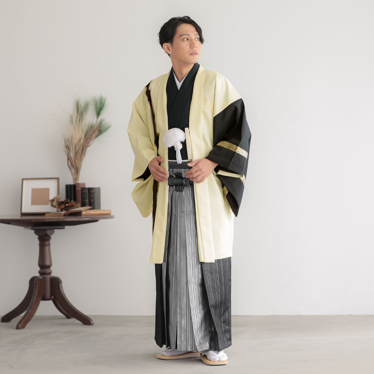 Y029-Y180 黒×クリーム 虎×柄袴│ 紋付袴レンタル │ 京都着物レンタル夢館