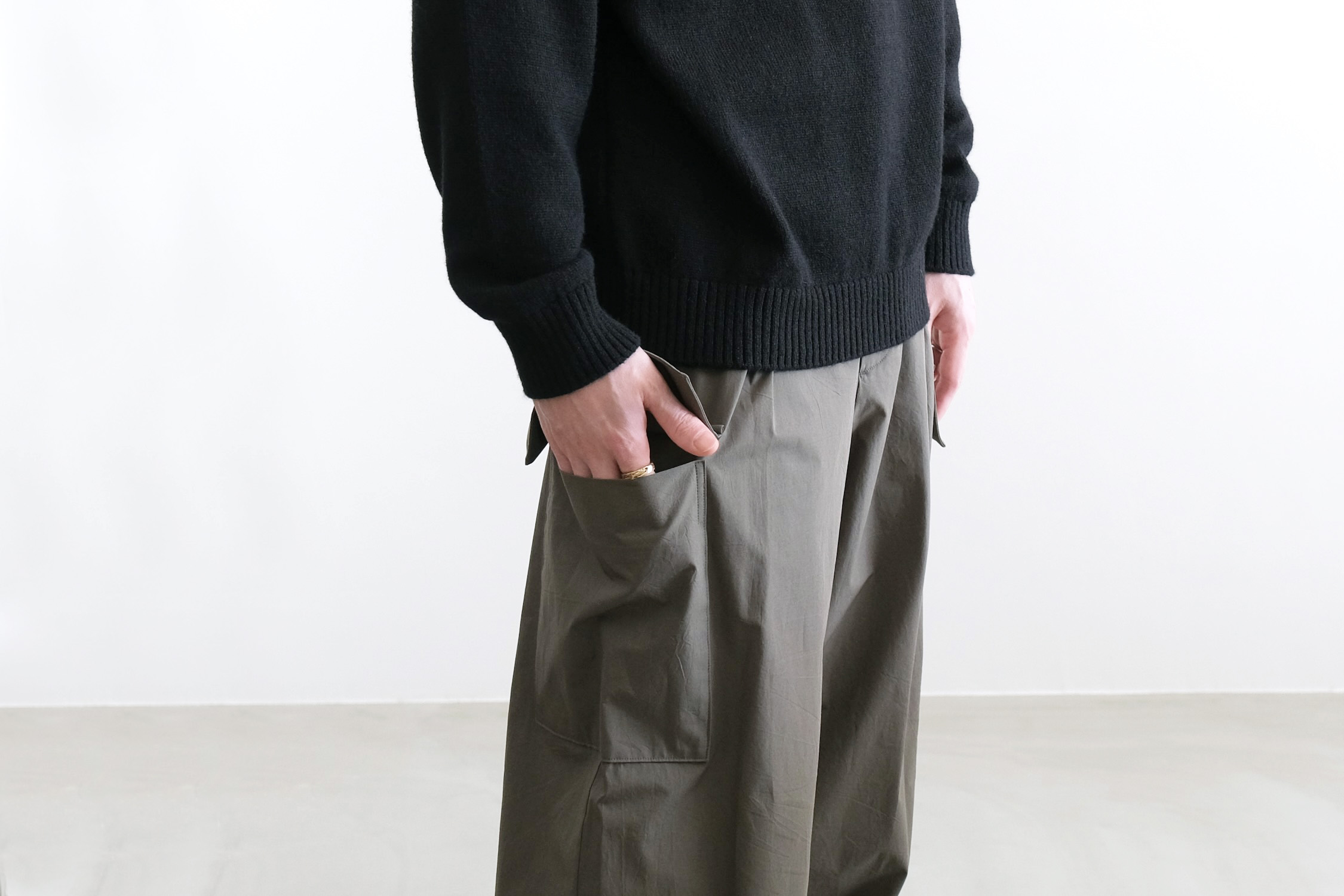 KYOTO TSURIZOME COTTON WIDE EASY CARGO PANTS - WUNDER