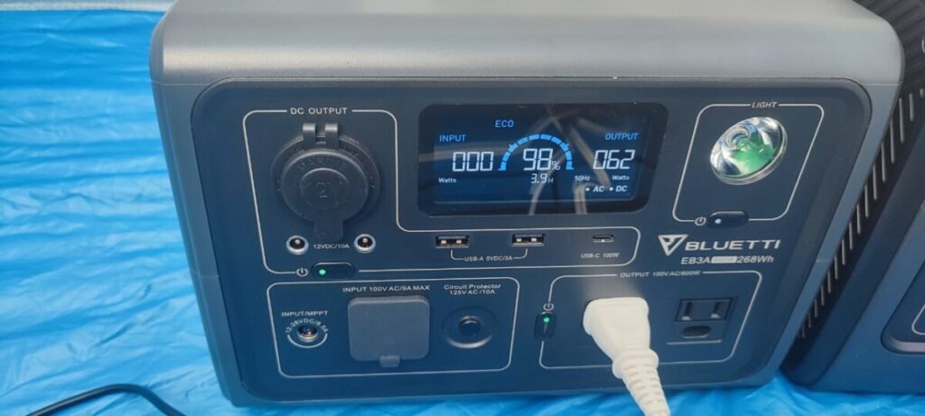 使用感レビュー】BLUETTI(ブルーティ)のEB55ポータブル電源「ファミ