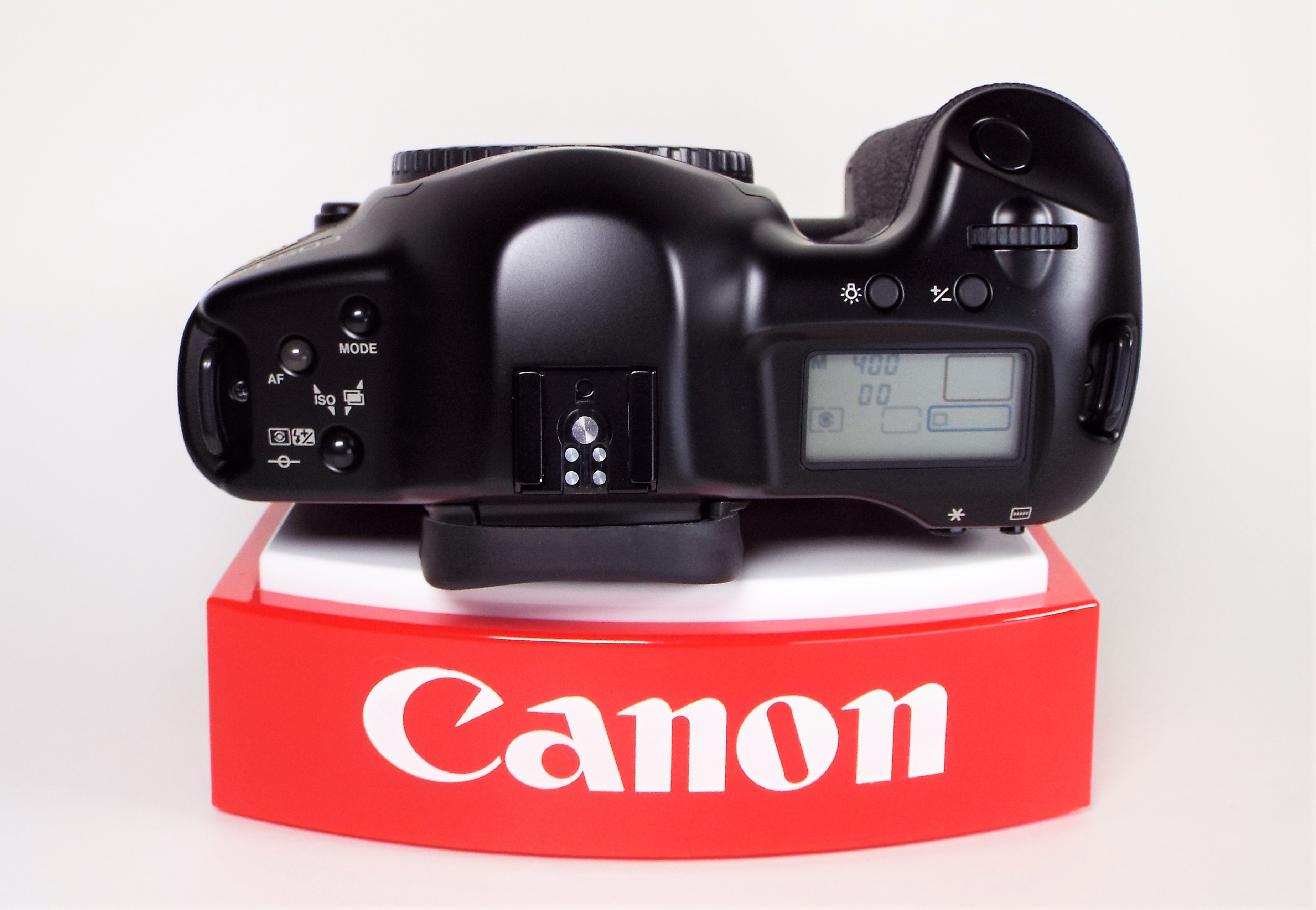 Canon EOS-1N RS | Chasing Classic Cameras with Chris