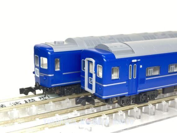 24系25形寝台特急「富士」が入線です。KATO 10-855 / 10-856