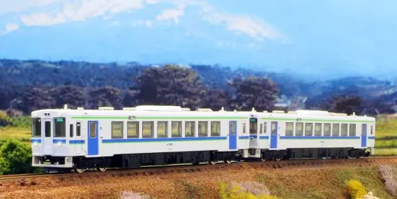 GM JR北海道キハ150形0番代（富良野線色・車番選択式） 品番：31856