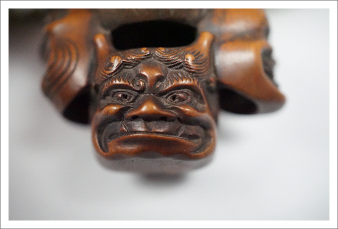 ヨロズアンティークモール / 印籠 松茂齋 鳥蒔絵 在銘 根付 彫刻