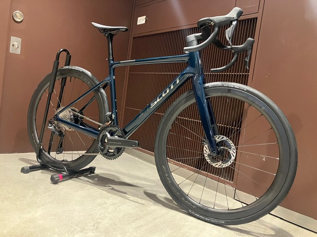 SCOTT】一体型ハンドル＆カーボンホイール搭載のアルテグラ完成車が超