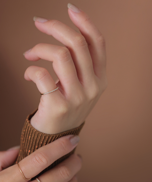 Lilas 指輪 リング ダイヤハーフエタニティーピンキーリング K10