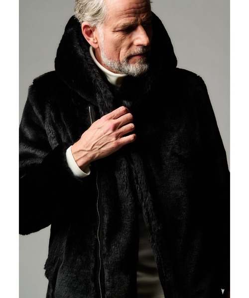 1 piu 1 uguale 3（ウノピゥウノウグァーレトレ） コート ジャケット