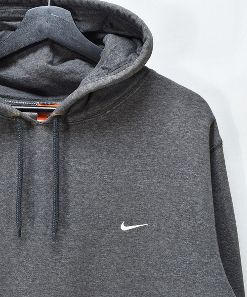 NIKE（ナイキ） パーカー 「ヴィンテージ古着」Y2K NIKE / ナイキ