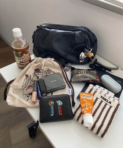 ear PAPILLONNER（イア パピヨネ） ボストンバッグ 「本革/430g