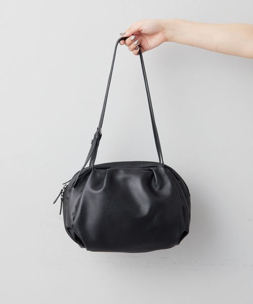 ear PAPILLONNER（イア パピヨネ） ボストンバッグ 「本革/430g