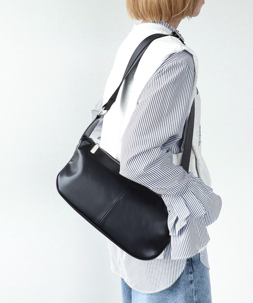 Three Four Time（スリーフォータイム） ショルダーバッグ バッグ 横長