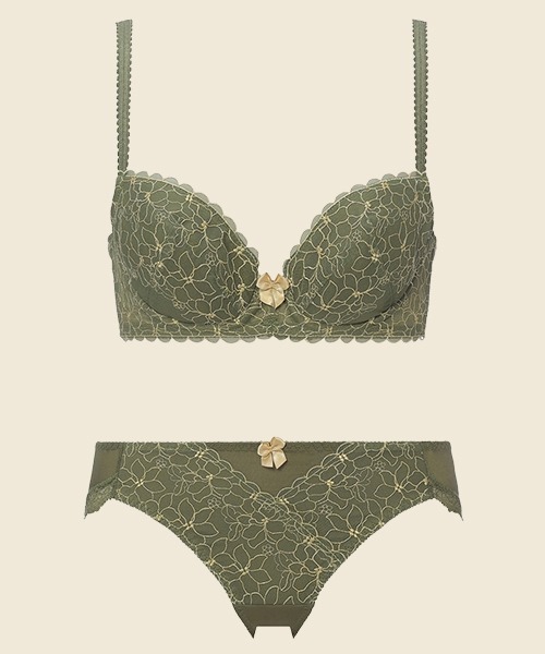 Triumph（トリンプ） ブラジャー ショーツセット : ZOZOTOWN Yahoo!店