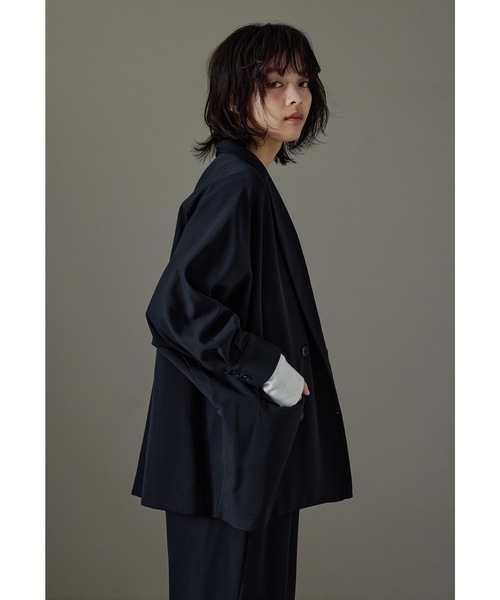 niana（ニアナ） セットアップ ドルマンスリーブデザインパンツスーツ