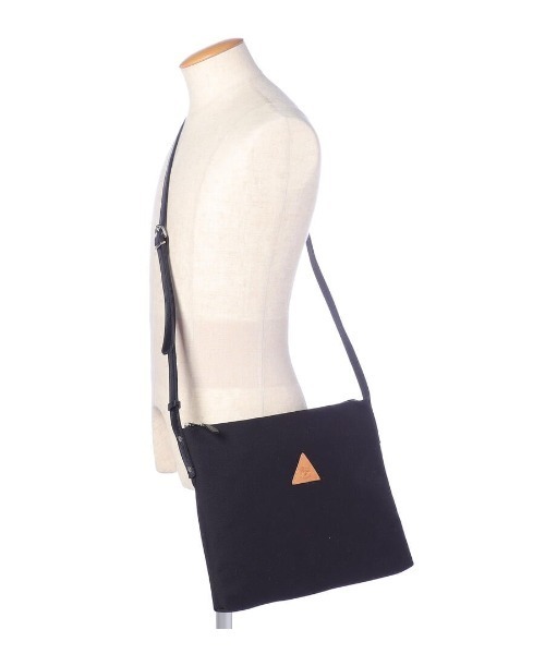 IL BISONTE（イルビゾンテ） ショルダーバッグ バッグ IL BISONTE