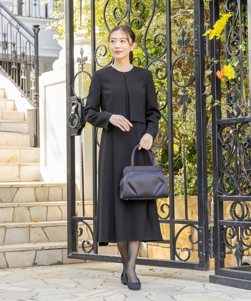 CARETTE（カレット） セットアップ 「喪服・礼服」ショート丈