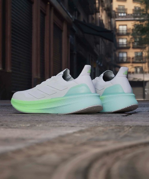 adidas（アディダス） スニーカー ウルトラブースト 5x / Ultraboost