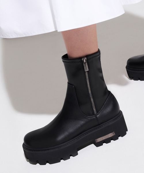 CHARLES ＆ KEITH（チャールズ&キース） ブーツ サイドジップ アンクル
