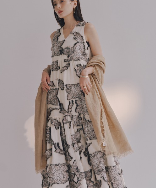 anuans（アニュアンス） ワンピース ボタニカルフラワーカット