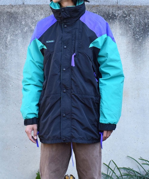 Columbia（コロンビア） ナイロンジャケット 「ヴィンテージ古着」Y2K