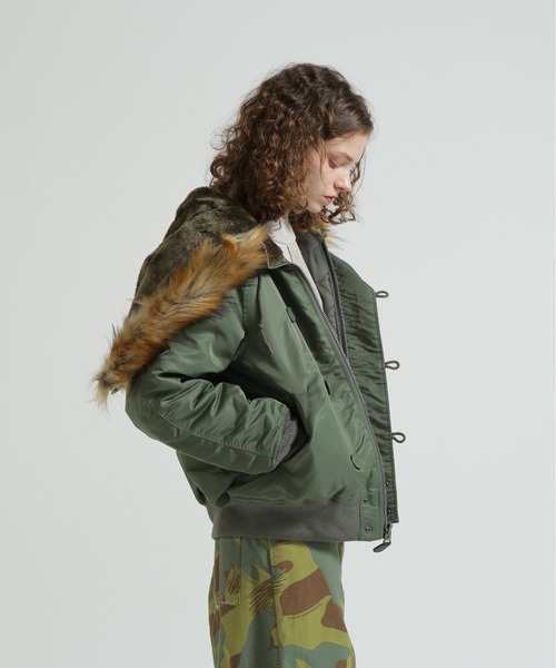 AVIREX（アヴィレックス） ミリタリージャケット モッズコート 「WOMAN