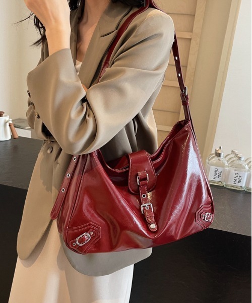 FREE STYLISTS ショルダーバッグ バッグ Y2K ロックベルト大容量