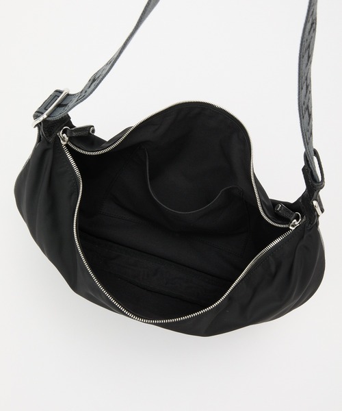 IACUCCI（イアクッチ） ショルダーバッグ バッグ アーゴ M NYLON/CERVO