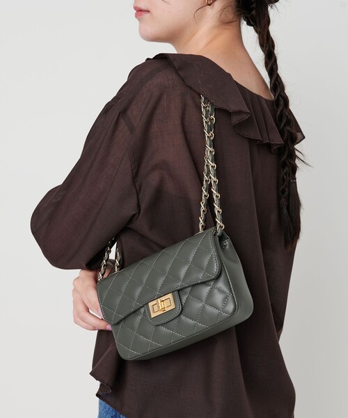 AULENTTI（オウレンティ） ショルダーバッグ バッグ 「AULENTTI