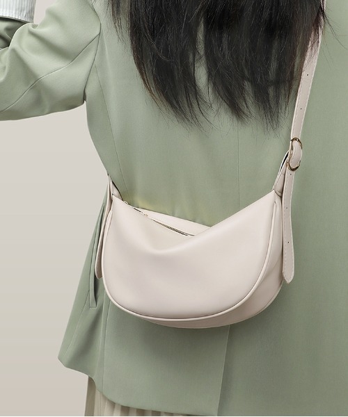 ショルダーバッグ バッグ 「NiiNa」「高品質牛革」ラウンドデザイン本