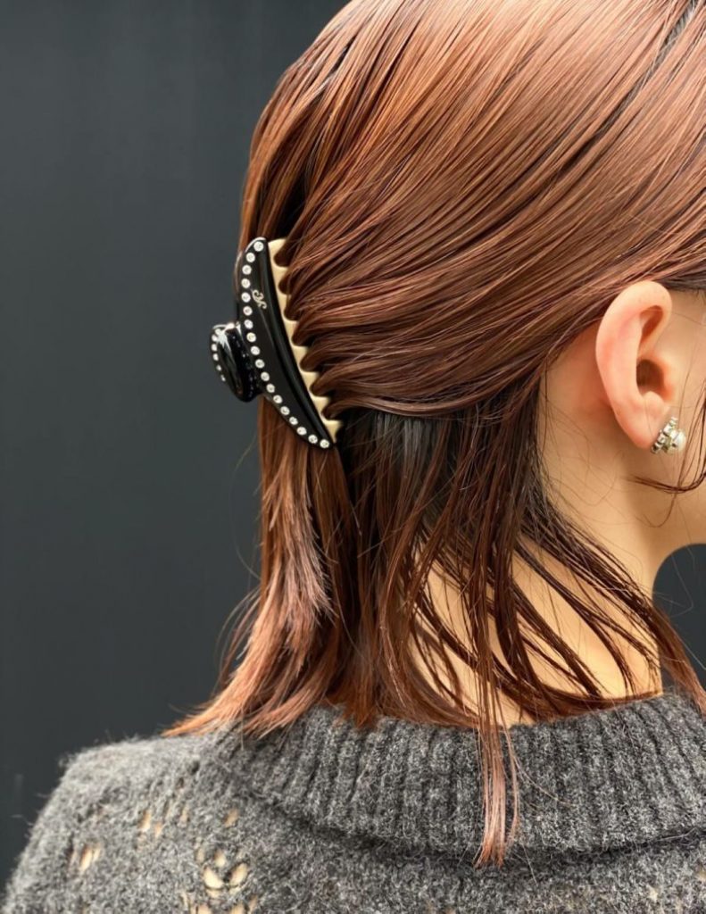 特集』大人のためのクリップヘアアレンジ40選 | ヘアアクセサリー