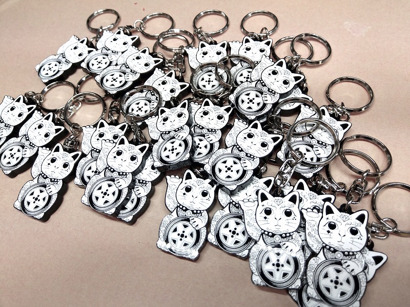 NICETY アクリルキーホルダー 招き猫 | アクリルキーホルダー製作