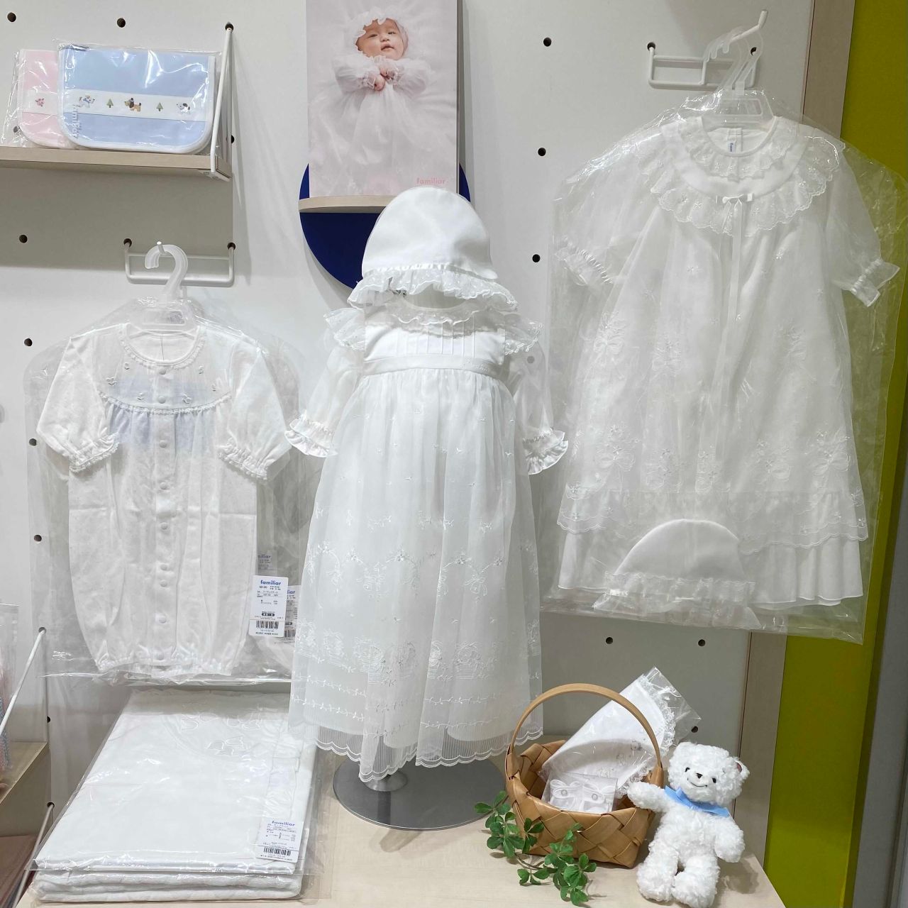 特別な日のお洋服【ベビードレス】をご紹介いたします♪｜ファミリア