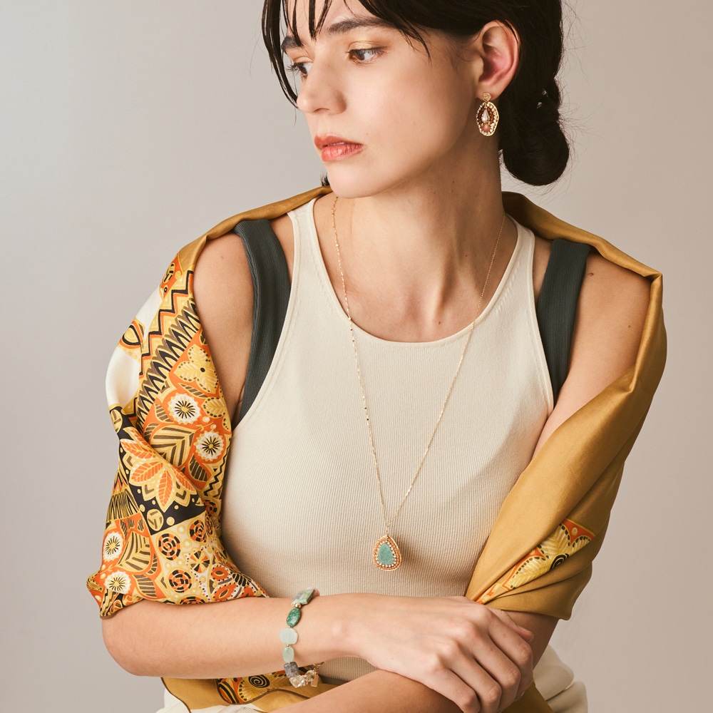 Eva Hanusova for agete （エヴァハヌソヴァフォーアガット