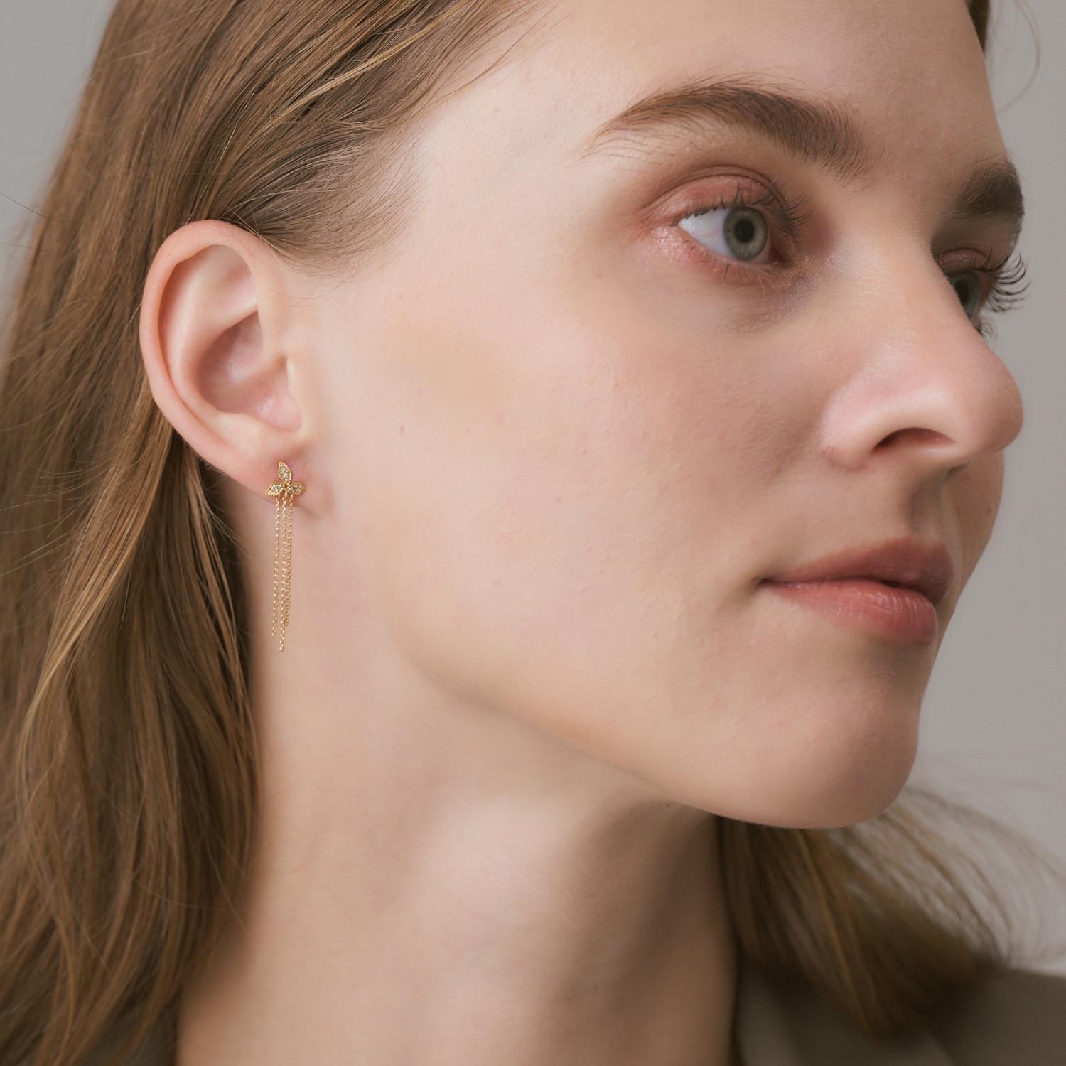 K18ダイヤモンドピアス（0.03ct）｜ピアス｜アガット 公式オンラインストア